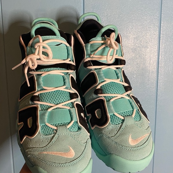 nike air uptempo light aqua